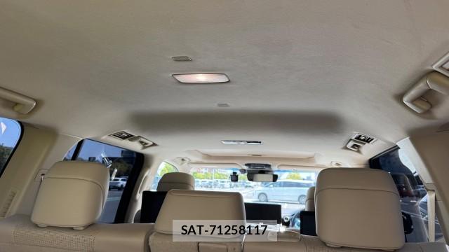 Toyota LAND CRUISER 2023-06 8280868-15