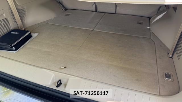 Toyota LAND CRUISER 2023-06 8280868-17