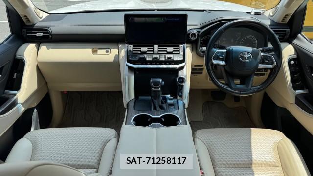 Toyota LAND CRUISER 2023-06 8280868-2