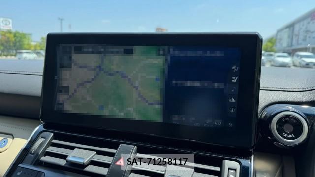 Toyota LAND CRUISER 2023-06 8280868-4