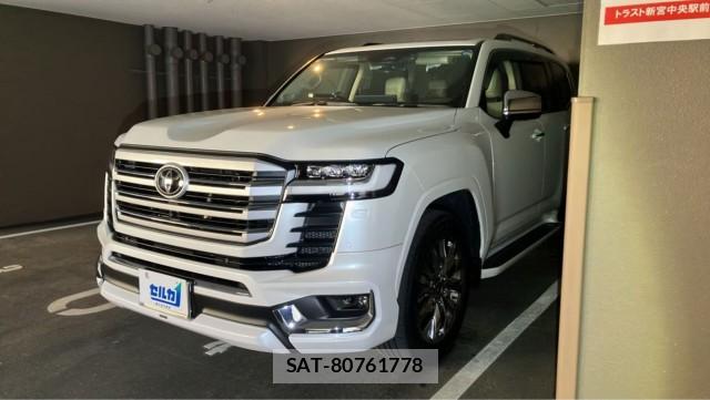 Toyota LAND CRUISER 2025-04 8281104-11