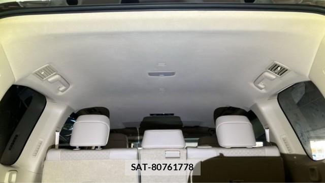 Toyota LAND CRUISER 2025-04 8281104-15