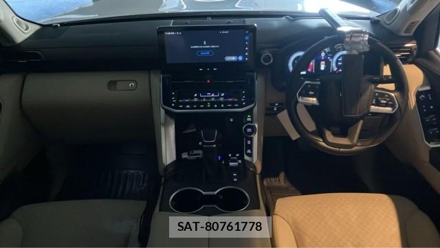 Toyota LAND CRUISER 2025-04 8281104-2