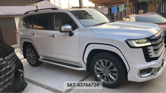Toyota LAND CRUISER 2024-10 8281136-3
