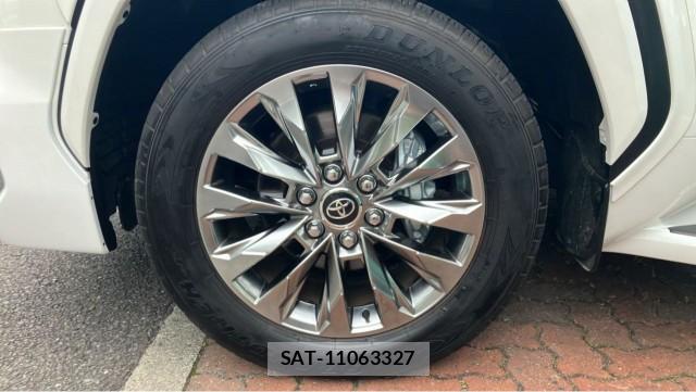 Toyota LAND CRUISER 2025-05 8281169-8