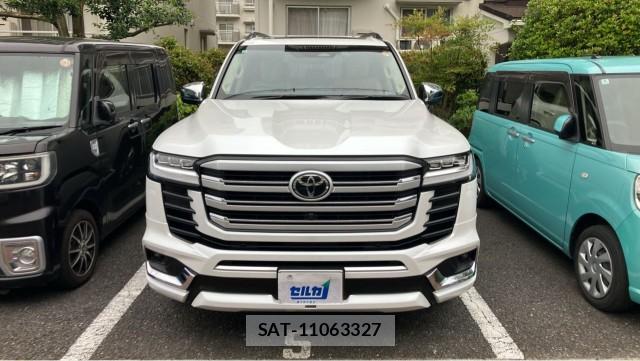 Toyota LAND CRUISER 2025-05 8281169-9