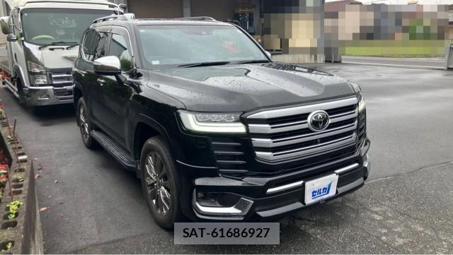 Toyota LAND CRUISER 2023-05 8281327-11