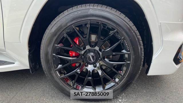 Toyota LAND CRUISER 2023-04 8281551-8