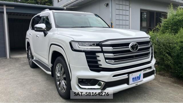 Toyota LAND CRUISER 2026-06 8281568-0