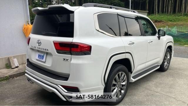 Toyota LAND CRUISER 2026-06 8281568-12