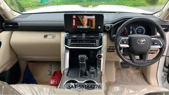 Toyota LAND CRUISER 2026-06 8281568-2