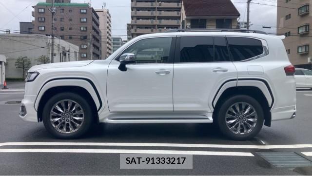 Toyota LAND CRUISER 2025-06 8281593-10