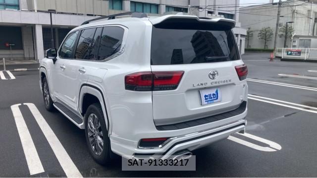 Toyota LAND CRUISER 2025-06 8281593-13
