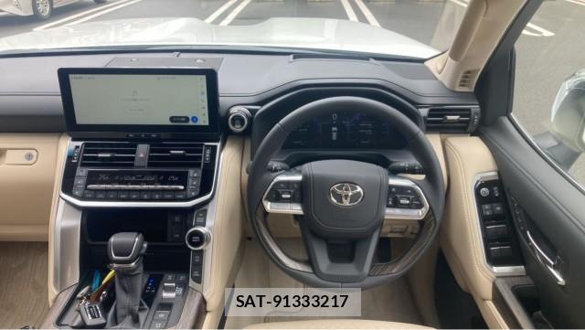 Toyota LAND CRUISER 2025-06 8281593-16