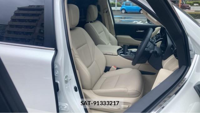 Toyota LAND CRUISER 2025-06 8281593-5