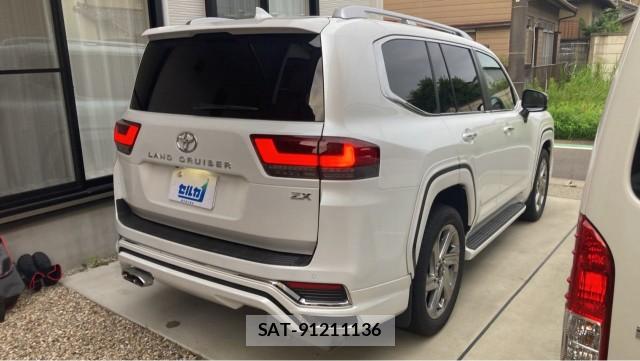 Toyota LAND CRUISER 2024-02 8281654-12