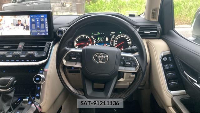 Toyota LAND CRUISER 2024-02 8281654-16