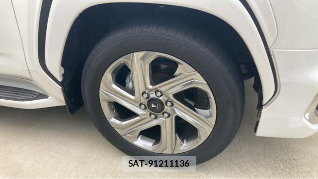 Toyota LAND CRUISER 2024-02 8281654-8
