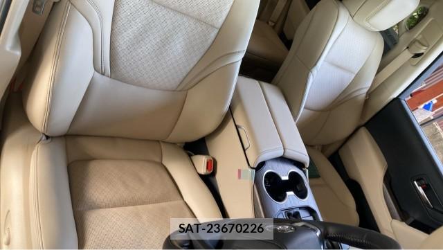 Toyota LAND CRUISER 2023-09 8281706-5