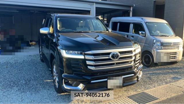 Toyota LAND CRUISER 2023-10 8281720-11