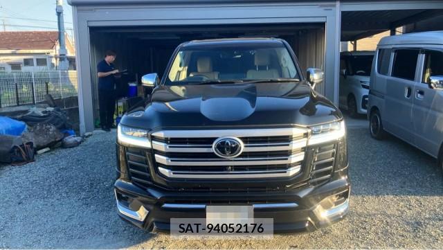 Toyota LAND CRUISER 2023-10 8281720-9