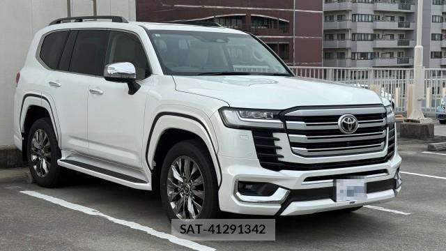 Toyota LAND CRUISER 2025-06 8281763-11