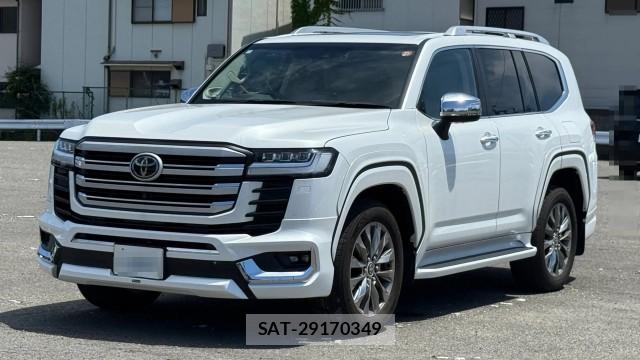 Toyota LAND CRUISER 2024-07 8281847-0