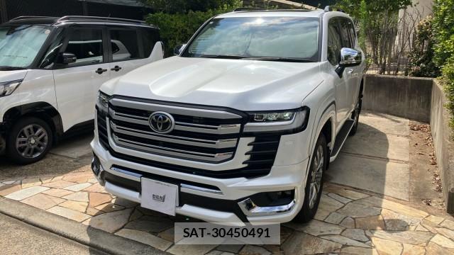 Toyota LAND CRUISER 2025-06 8281920-0
