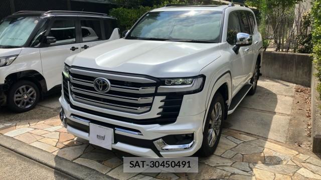 Toyota LAND CRUISER 2025-06 8281920-11