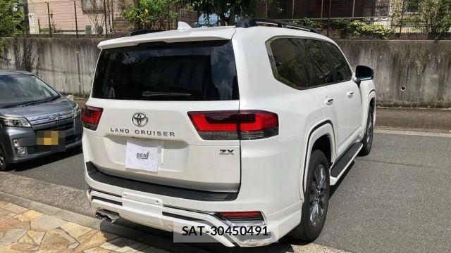 Toyota LAND CRUISER 2025-06 8281920-13