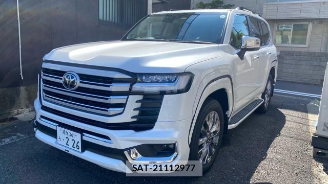 Toyota LAND CRUISER 2026-05 8282311-0