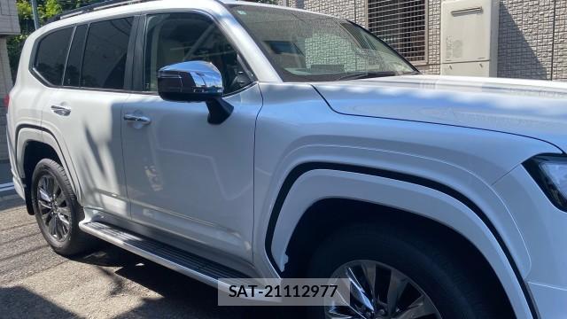 Toyota LAND CRUISER 2026-05 8282311-3