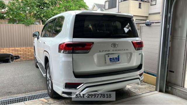 Toyota LAND CRUISER 2023-10 8282313-13