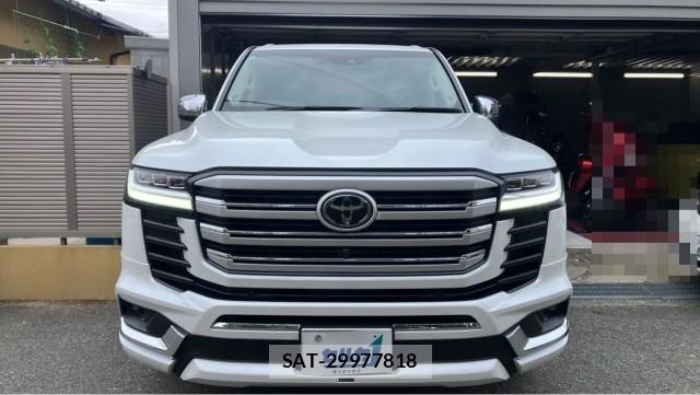 Toyota LAND CRUISER 2023-10 8282313-9
