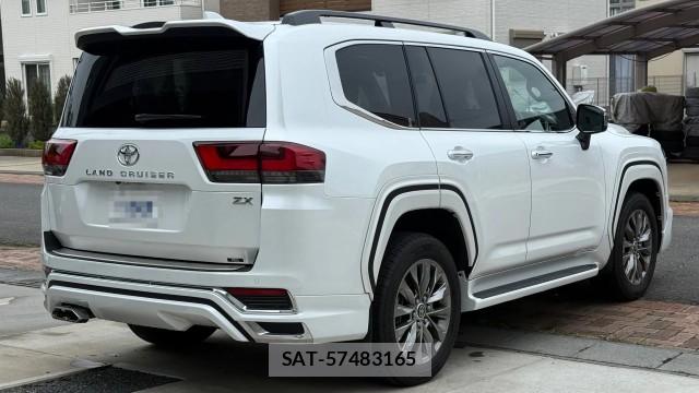 Toyota LAND CRUISER 2025-07 8282356-12