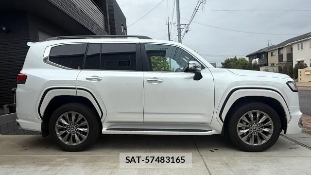 Toyota LAND CRUISER 2025-07 8282356-3