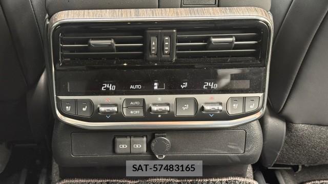 Toyota LAND CRUISER 2025-07 8282356-7