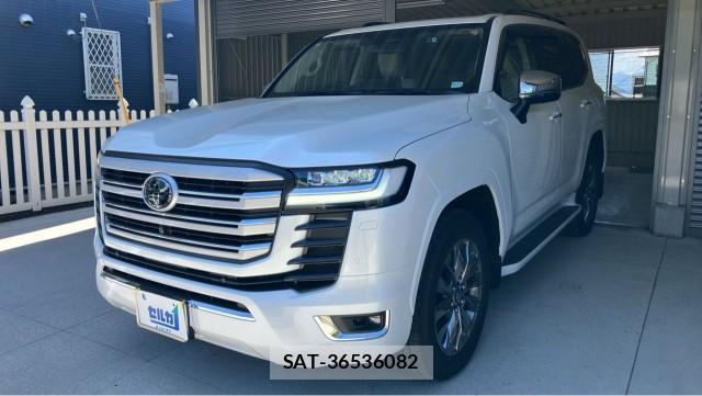 Toyota LAND CRUISER 2025-05 8282441-0