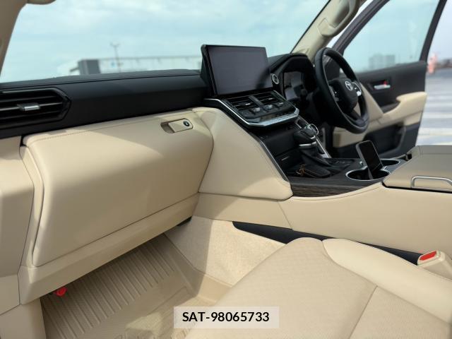 Toyota LAND CRUISER 2023-07 8283354-10