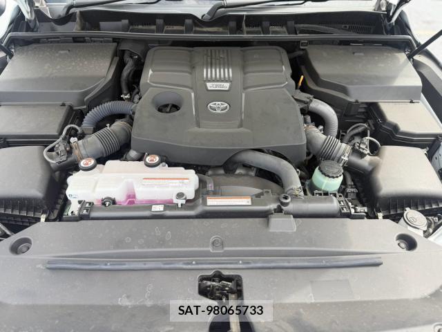 Toyota LAND CRUISER 2023-07 8283354-15