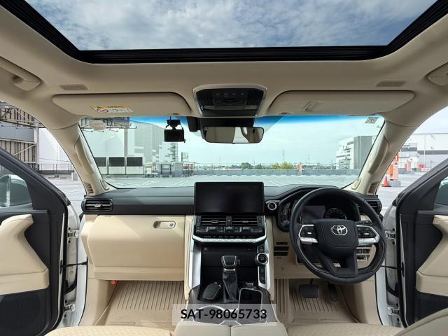 Toyota LAND CRUISER 2023-07 8283354-8