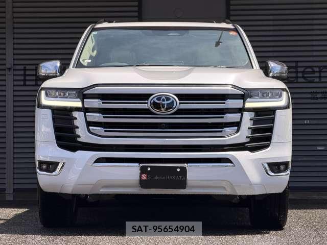 Toyota LAND CRUISER 2025-08 8285254-1