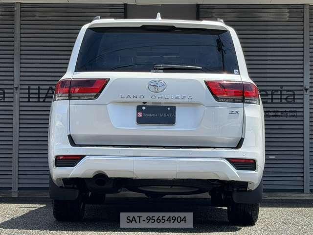 Toyota LAND CRUISER 2025-08 8285254-5