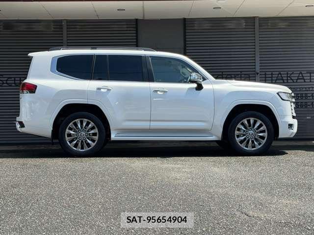 Toyota LAND CRUISER 2025-08 8285254-8