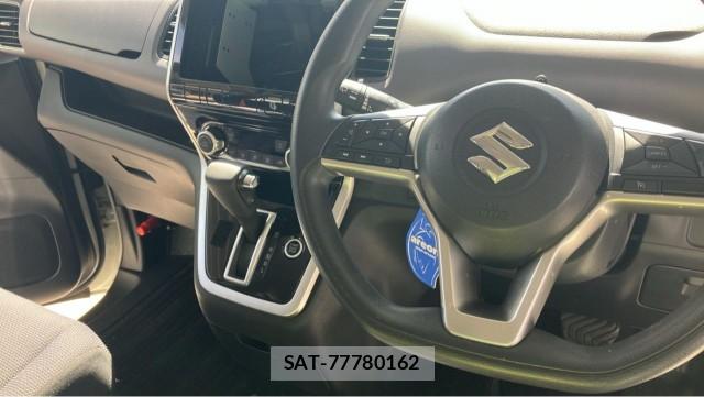 Suzuki LANDY 2017-01 8280632-16