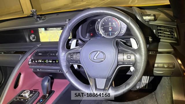 Lexus LC 2018-03 8282447-11