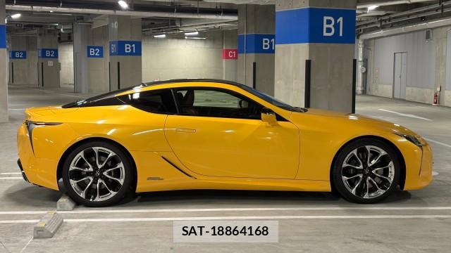 Lexus LC 2018-03 8282447-3