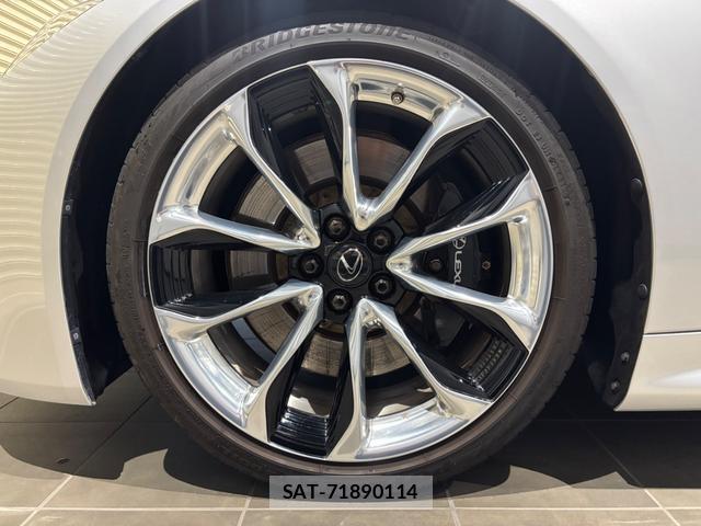 Lexus LC 2018-04 8284168-12