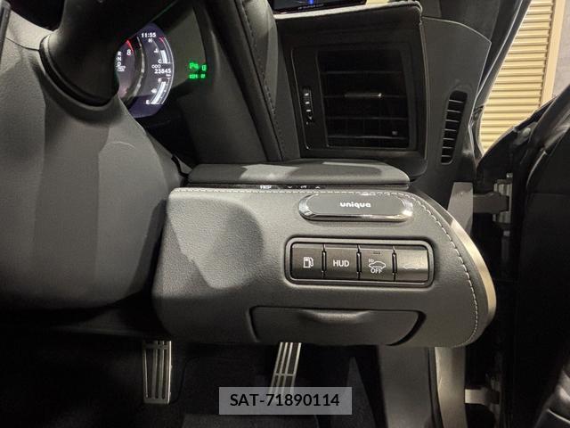 Lexus LC 2018-04 8284168-18
