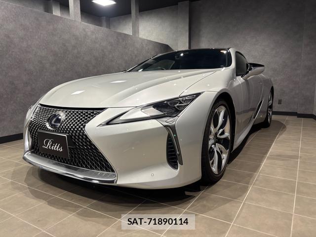Lexus LC 2018-04 8284168-2